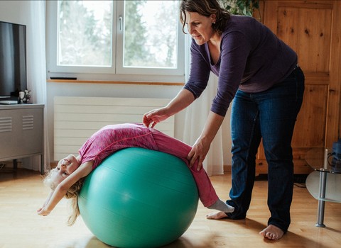 Immagine diCambiamenti nella fisioterapia respiratoria per i bambini con fibrosi cistica